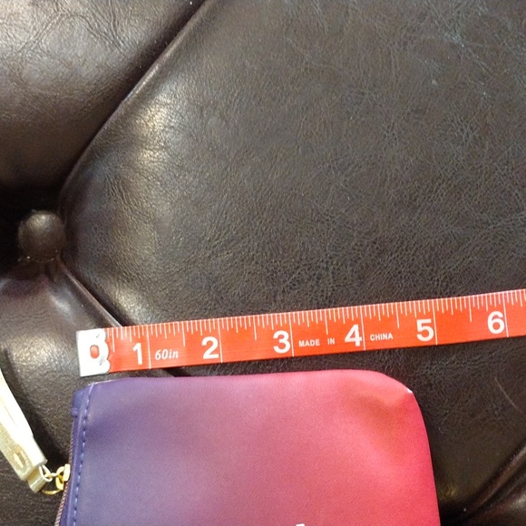 Ipsy Wild & Free Makeup Bag and Goodies - Picture 10 of 11